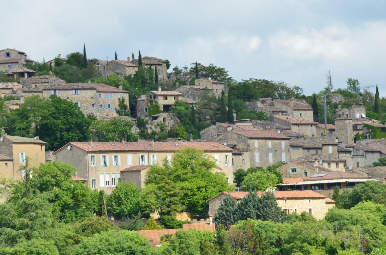 Les Tilleuls Villa Lagorce  Buitenkant foto